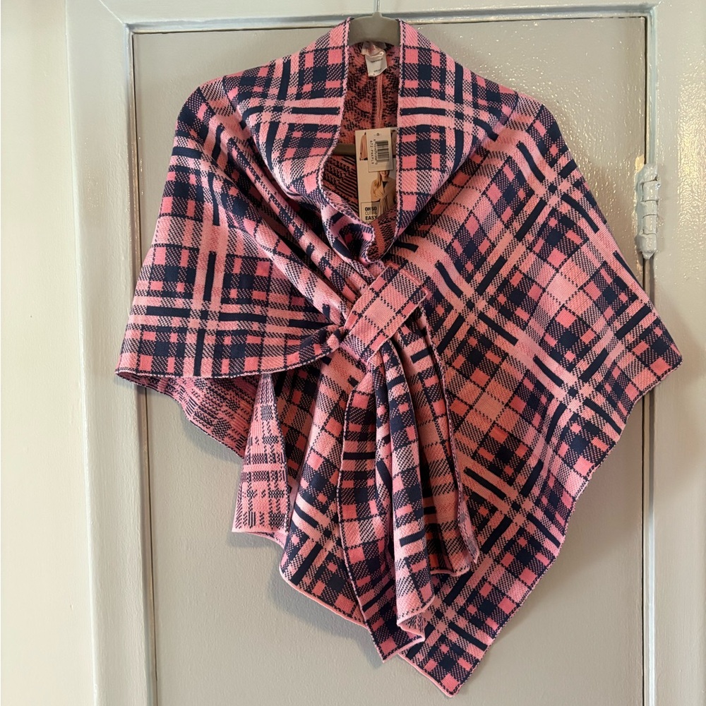 Women’s pink and blue wrap